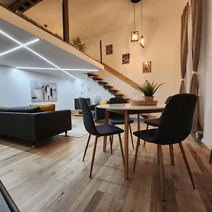 k21-the-good-shepherd-apartman.inbudapesthotels.com/