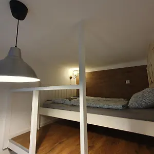 cozy-studio-apartment-with-air-condition.inbudapesthotels.com/